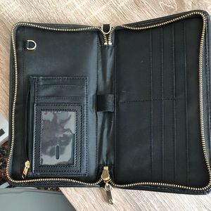 BuffBunny Game Changer Wallet